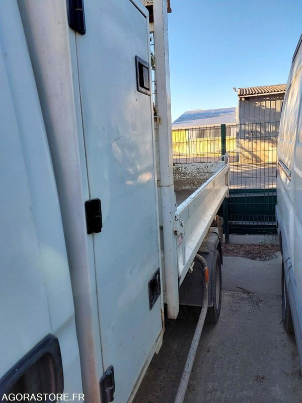 Benne RENAULT MASCOTT 2005 - 236016km - GS946JS - 翻斗货车:图4 Benne RENAULT MASCOTT 2005 - 236016km - GS946JS - 翻斗货车:图4