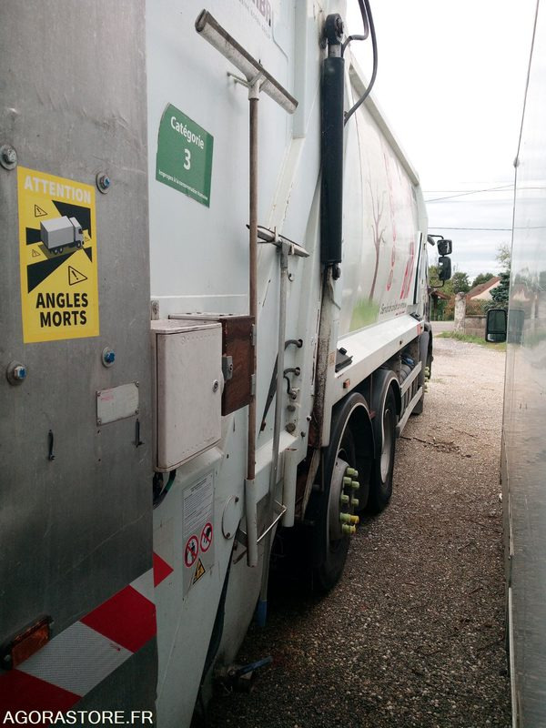 Bom Renault 320DXI - 垃圾车:图4 Bom Renault 320DXI - 垃圾车:图4