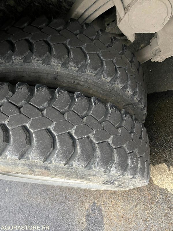 CAMION 8X4 BENNE RONDE IVECO X-WAY 480 76 000 KM 2019 - 卡车:图5 CAMION 8X4 BENNE RONDE IVECO X-WAY 480 76 000 KM 2019 - 卡车:图5