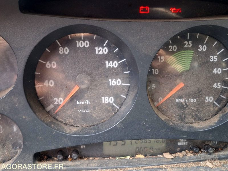 CAMION BENNE IVECO DAILY - 翻斗货车:图4 CAMION BENNE IVECO DAILY - 翻斗货车:图4