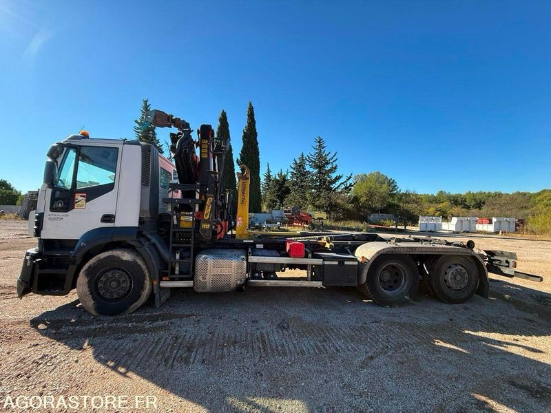 CAMION POLYBENNE GRUE IVECO MOTEUR HS - 390000km - 2014 - 吊钩升降车:图2 CAMION POLYBENNE GRUE IVECO MOTEUR HS - 390000km - 2014 - 吊钩升降车:图2