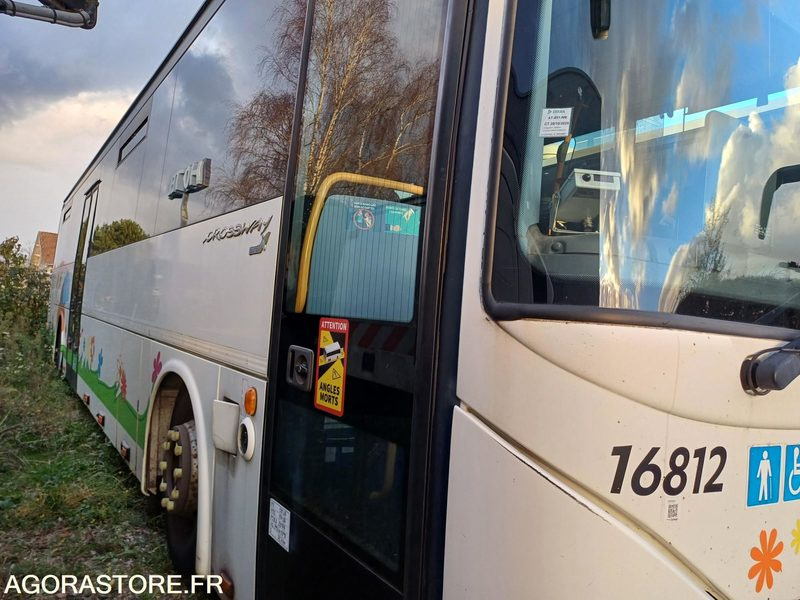 CAR IVECO CROSSWAY -N°16812 -MEC 2010 / 511000KM AT-851-NN - 校車:图2 CAR IVECO CROSSWAY -N°16812 -MEC 2010 / 511000KM AT-851-NN - 校車:图2