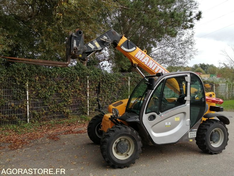 CHARIOT TELESCOPIQUE FIXE - MANITOU - 2.5 T - 2014 / 3910 HEURES - 伸缩臂叉装车:图3 CHARIOT TELESCOPIQUE FIXE - MANITOU - 2.5 T - 2014 / 3910 HEURES - 伸缩臂叉装车:图3