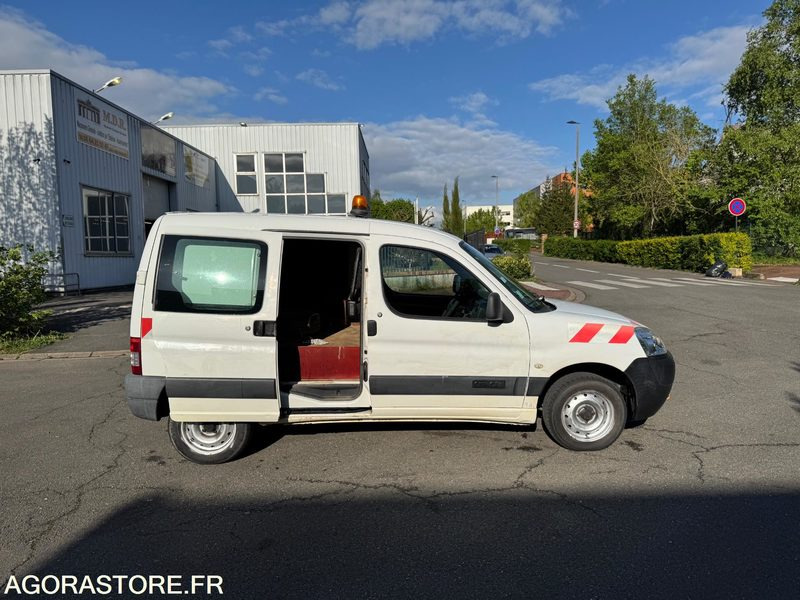 CITROËN BERLINGO - 2010 - 211 000 KM - 紧凑型面包车:图5 CITROËN BERLINGO - 2010 - 211 000 KM - 紧凑型面包车:图5
