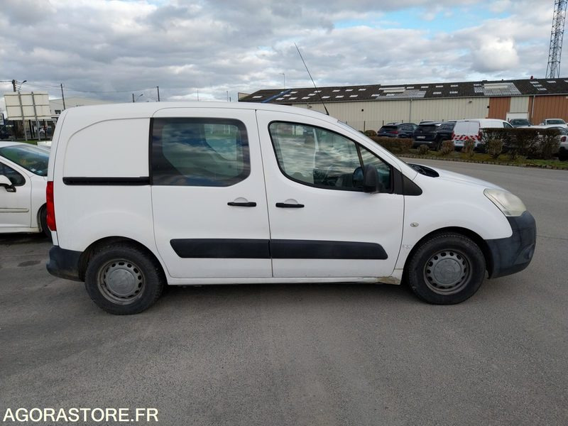 CITROEN BERLINGO - 2011 / 456874 KM (REM11141) - 无侧窗厢式货车:图5 CITROEN BERLINGO - 2011 / 456874 KM (REM11141) - 无侧窗厢式货车:图5