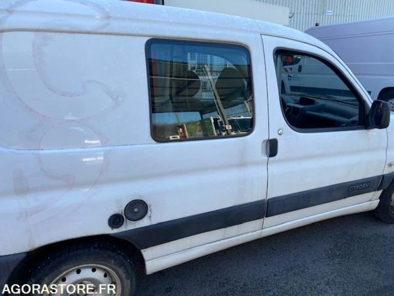 CITROEN BERLINGO ESS GPL 2499 - 紧凑型面包车:图4 CITROEN BERLINGO ESS GPL 2499 - 紧凑型面包车:图4