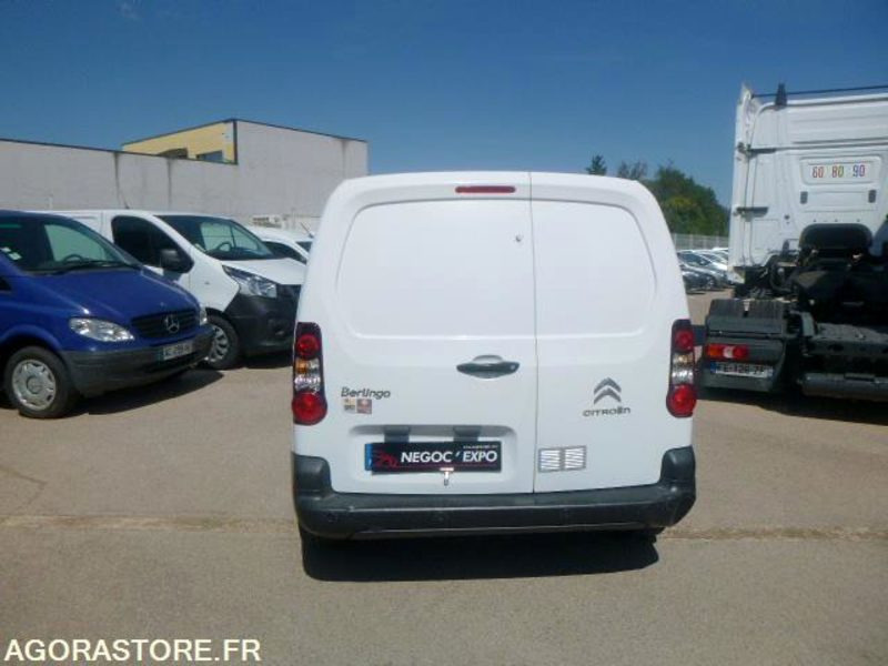 CITROEN BERLINGO UTILITAIRE BOITE AUTO - 2018 - 166 500KM - 紧凑型面包车:图5 CITROEN BERLINGO UTILITAIRE BOITE AUTO - 2018 - 166 500KM - 紧凑型面包车:图5