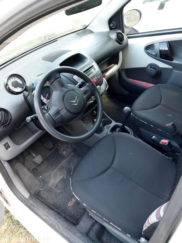 CITROEN C1 - 2011 - 42667KM - 汽车:图2 CITROEN C1 - 2011 - 42667KM - 汽车:图2
