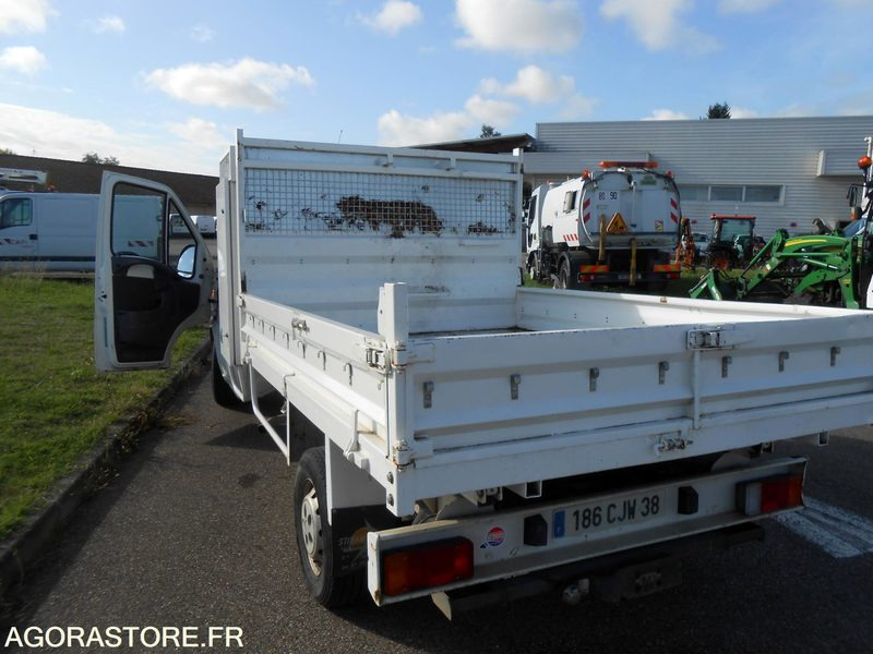 CITROEN JUMPER BENNE - 翻斗货车:图2 CITROEN JUMPER BENNE - 翻斗货车:图2