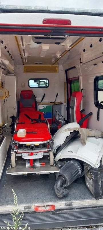 CITROEN JUMPER NON ROULANT - 救护车:图5 CITROEN JUMPER NON ROULANT - 救护车:图5