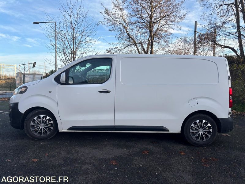CITROEN - JUMPY 3 HDI - année 2017 - 341000 kms - DIESEL - 紧凑型面包车:图2 CITROEN - JUMPY 3 HDI - année 2017 - 341000 kms - DIESEL - 紧凑型面包车:图2