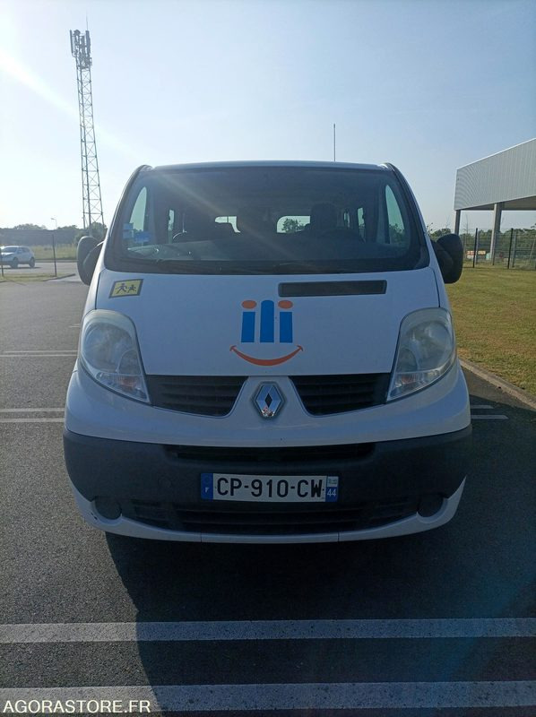CP-910-CW - Roulant - RENAULT TRAFIC - VP - 9 Places - 308 000 Kms - 小型巴士, 小型客车:图3 CP-910-CW - Roulant - RENAULT TRAFIC - VP - 9 Places - 308 000 Kms - 小型巴士, 小型客车:图3