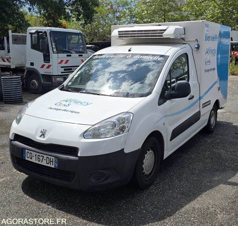 CQ 167 DH - Peugeot Partner Fourgon Frigorifique - 紧凑型面包车:图2 CQ 167 DH - Peugeot Partner Fourgon Frigorifique - 紧凑型面包车:图2