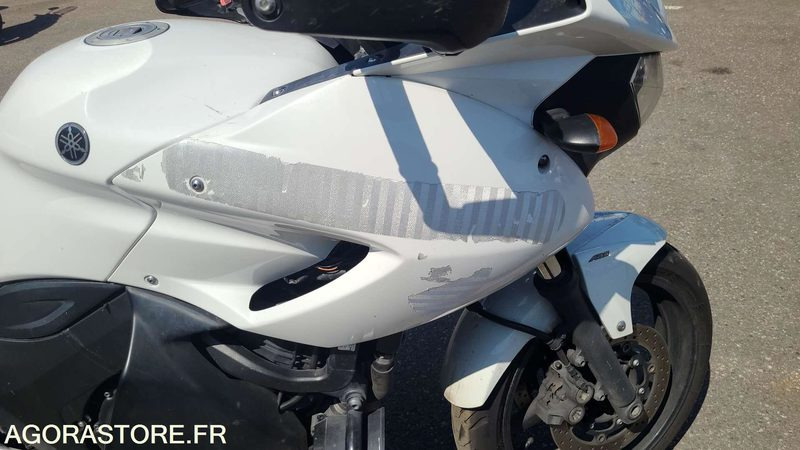 CR 975 YM - YAMAHA TDM900 - 2013 - 72231KM - 摩托车:图4 CR 975 YM - YAMAHA TDM900 - 2013 - 72231KM - 摩托车:图4