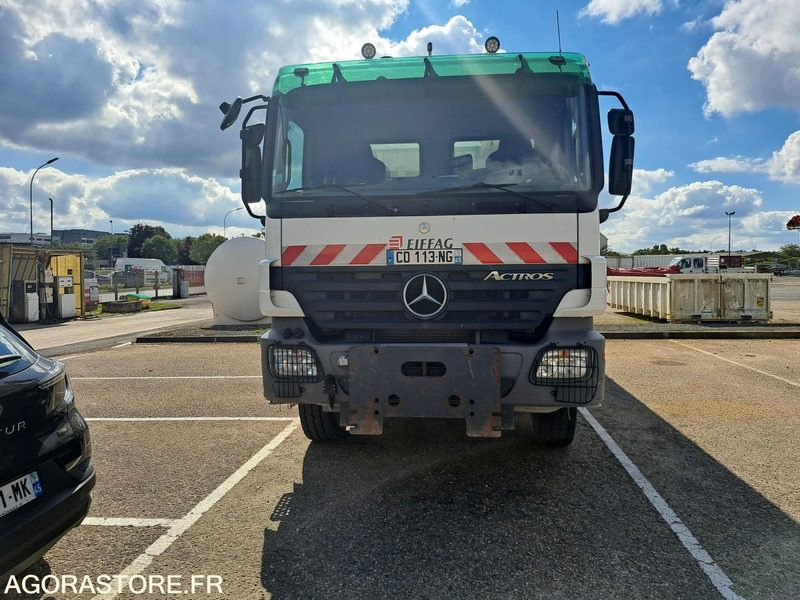 Camion 8x4 Actros Mercedes - 1995 - 463089kms - MF539 - 卡车:图2 Camion 8x4 Actros Mercedes - 1995 - 463089kms - MF539 - 卡车:图2