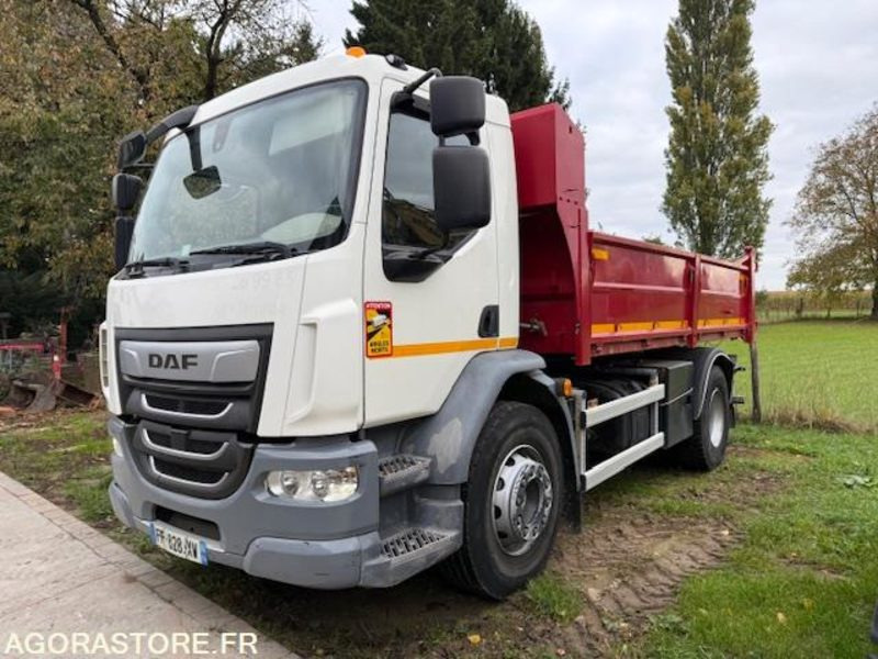 Camion Benne DAF LF320 - 2019 - 62 460 km - 翻斗车:图1 Camion Benne DAF LF320 - 2019 - 62 460 km - 翻斗车:图1
