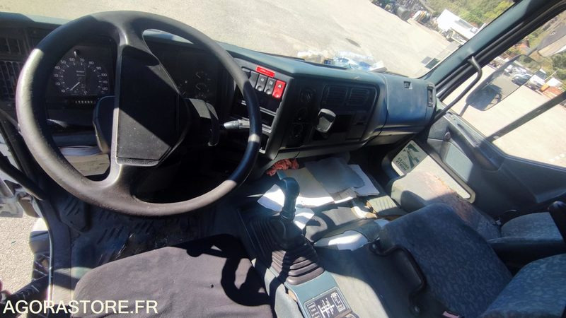 Camion Hydrocureur Renault Premium Kerax - 2000 - 真空车:图5 Camion Hydrocureur Renault Premium Kerax - 2000 - 真空车:图5