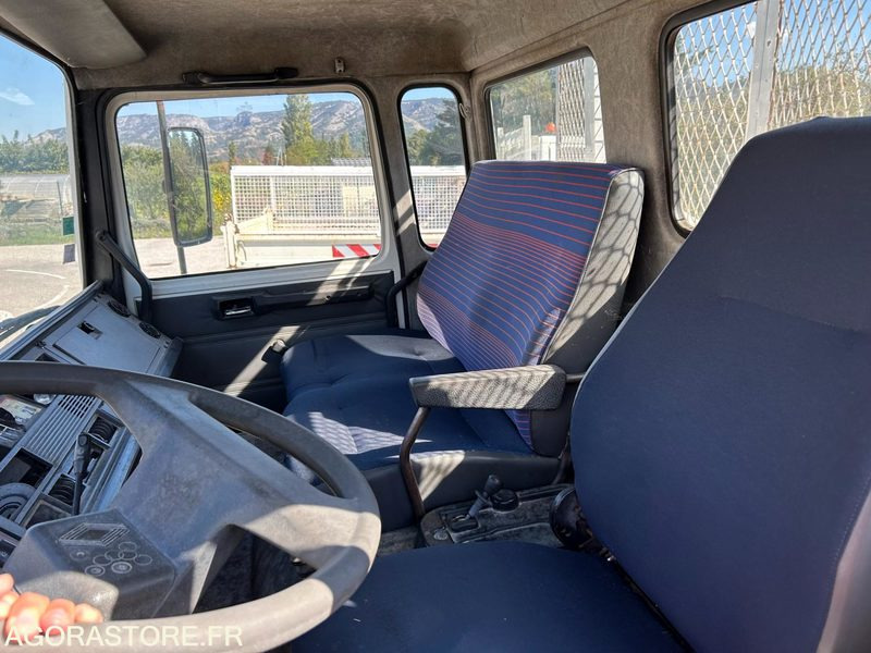 Camion benne Renault S110 - 卡车:图4 Camion benne Renault S110 - 卡车:图4