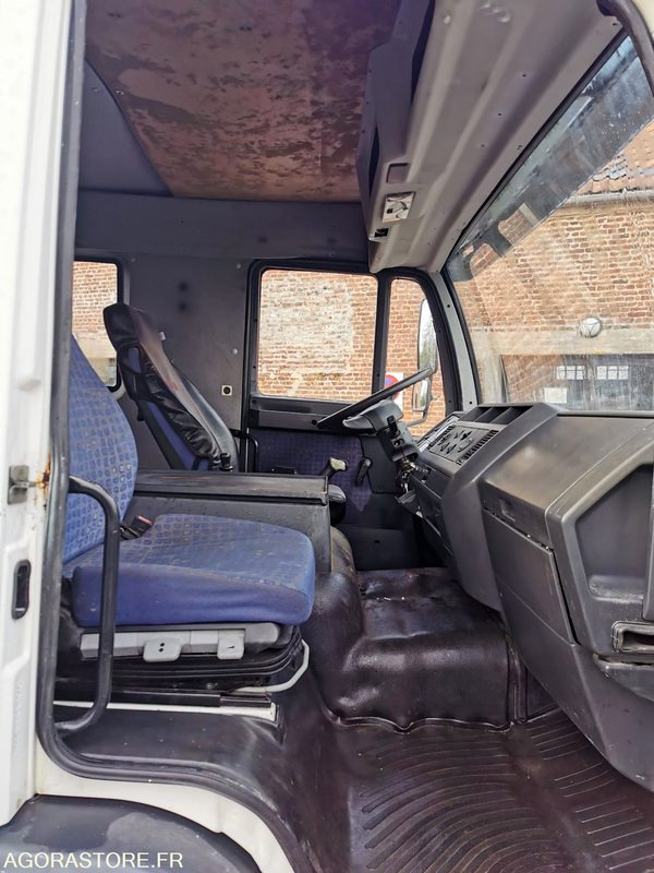 Camion dépannage plateau Man - 2001 - 339 751km - VEHICULE BELGE - 牵引车:图5 Camion dépannage plateau Man - 2001 - 339 751km - VEHICULE BELGE - 牵引车:图5