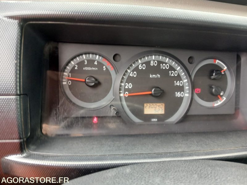 Camion plateau Nissan - 2008 - 230.040 km - 翻斗货车:图5 Camion plateau Nissan - 2008 - 230.040 km - 翻斗货车:图5