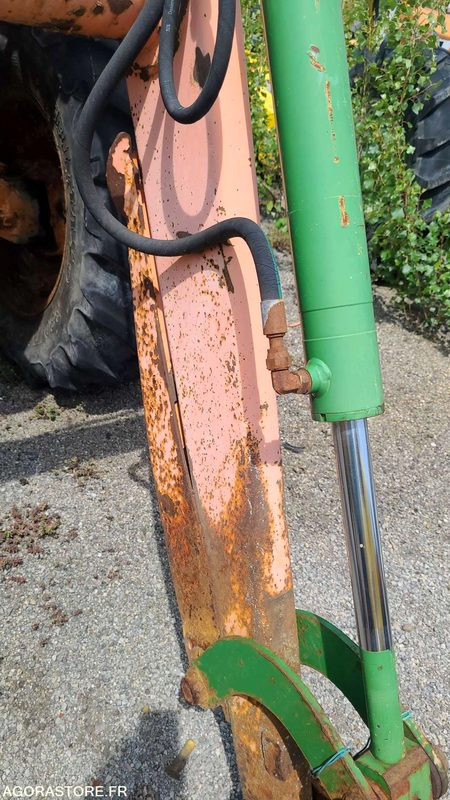Chargeur JOHN DEER - 2000 - 牵引车前端装载机:图3 Chargeur JOHN DEER - 2000 - 牵引车前端装载机:图3