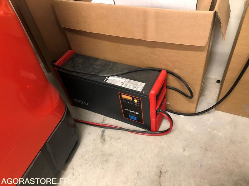 Chariot élévateur à mât rétractable - 前移式叉车:图1 Chariot élévateur à mât rétractable - 前移式叉车:图1