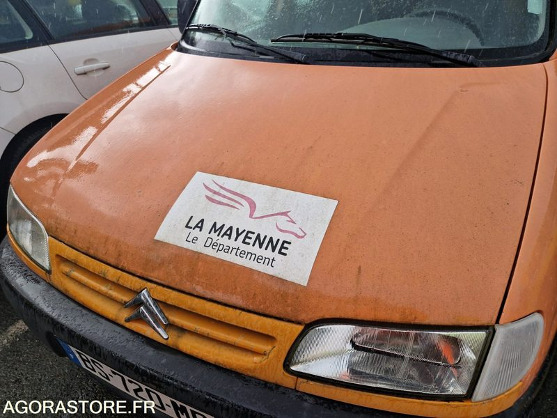 Citroën Berlingo- 128088 -2002- BS720MD - 紧凑型面包车:图3 Citroën Berlingo- 128088 -2002- BS720MD - 紧凑型面包车:图3