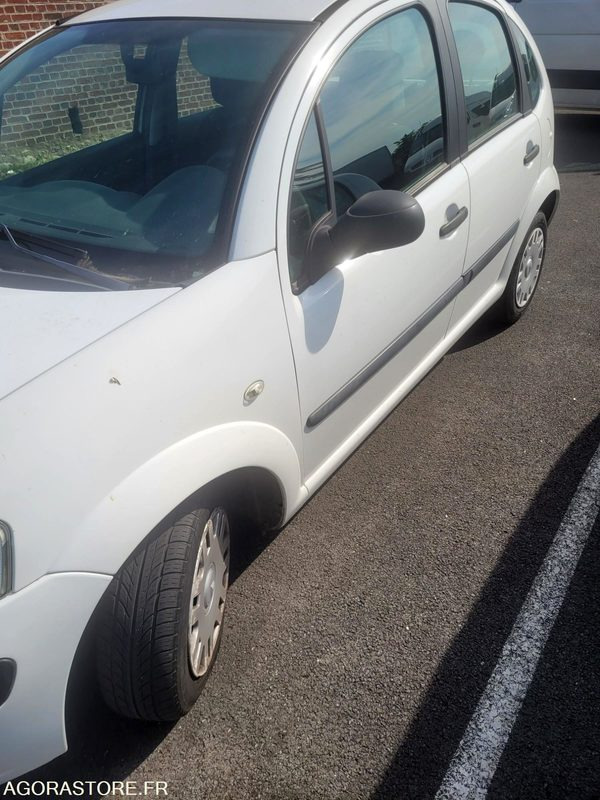 Citroên C3 344 BFQ 60 - 汽车:图2 Citroên C3 344 BFQ 60 - 汽车:图2