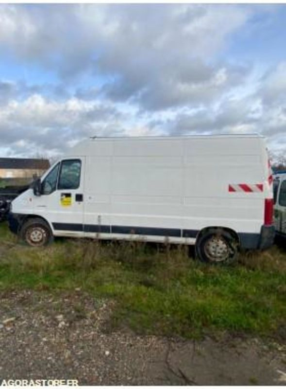 Citroen Jumper - 130155kms - 2007 - 7338 ZM 76 - 无侧窗厢式货车:图3 Citroen Jumper - 130155kms - 2007 - 7338 ZM 76 - 无侧窗厢式货车:图3