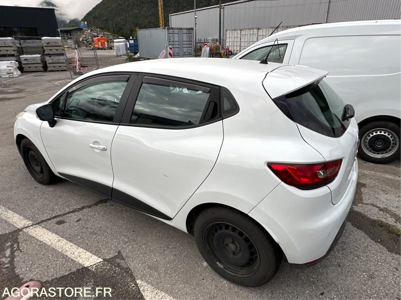 Clio 4 Société Air MédiaNav Ener - 2016 / 174160 KM (P0403661) - 汽车:图3 Clio 4 Société Air MédiaNav Ener - 2016 / 174160 KM (P0403661) - 汽车:图3