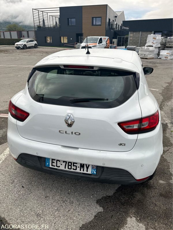 Clio 4 Société Air MédiaNav Ener - 2016 / 174160 KM (P0403661) - 汽车:图2 Clio 4 Société Air MédiaNav Ener - 2016 / 174160 KM (P0403661) - 汽车:图2