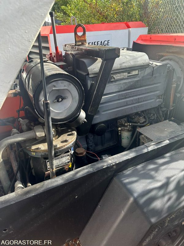 Compresseur mobile INGERSOLL P180 5m3/mm - 空气压缩机:图5 Compresseur mobile INGERSOLL P180 5m3/mm - 空气压缩机:图5