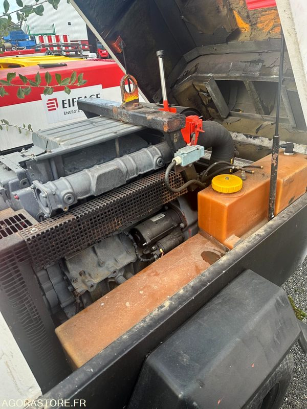 Compresseur mobile INGERSOLL P180 5m3/mm - 空气压缩机:图4 Compresseur mobile INGERSOLL P180 5m3/mm - 空气压缩机:图4