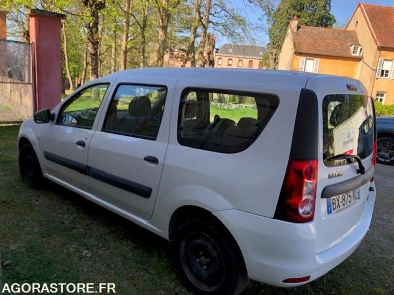DACIA LOGAN - 汽车:图1 DACIA LOGAN - 汽车:图1