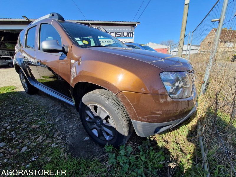 Dacia Duster - DQ448XB - 2015 - 143970km - 越野车:图2 Dacia Duster - DQ448XB - 2015 - 143970km - 越野车:图2