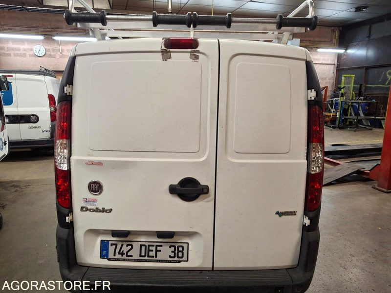 FIAT DOBLO CARGO GNV - 紧凑型面包车:图4 FIAT DOBLO CARGO GNV - 紧凑型面包车:图4
