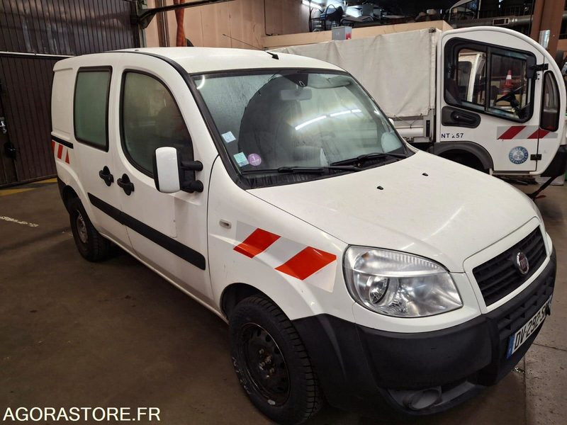 FIAT DOBLO CARGO - 紧凑型面包车:图1 FIAT DOBLO CARGO - 紧凑型面包车:图1