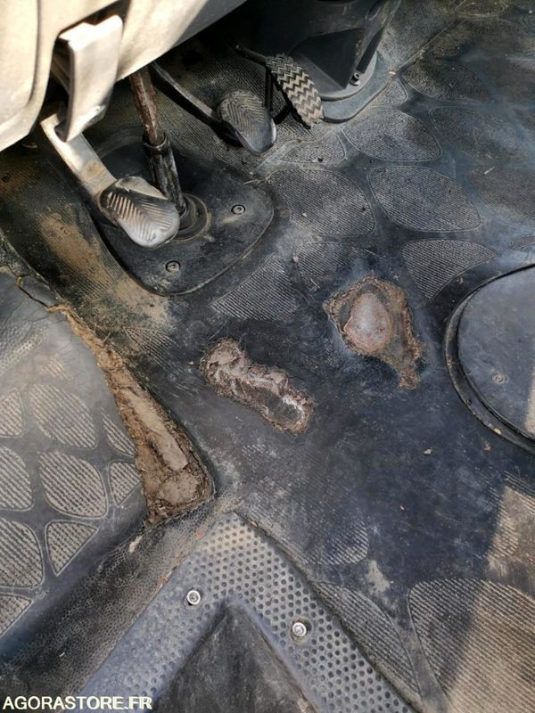 FIAT - DUCATO BENNE - 2006 / 304700 KM - 翻斗货车:图5 FIAT - DUCATO BENNE - 2006 / 304700 KM - 翻斗货车:图5
