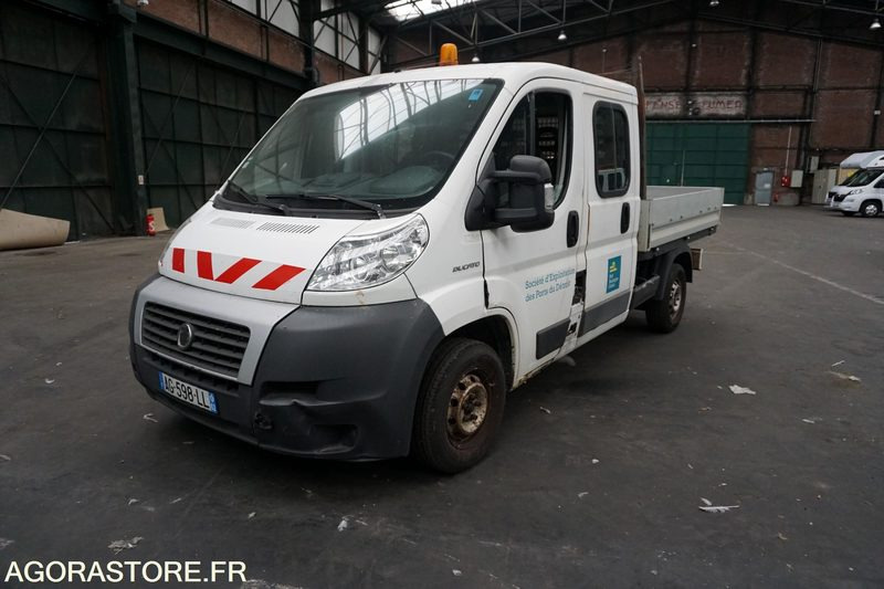 FIAT DUCATO PLATEAU DOUBLE CABINE - 翻斗货车:图2 FIAT DUCATO PLATEAU DOUBLE CABINE - 翻斗货车:图2