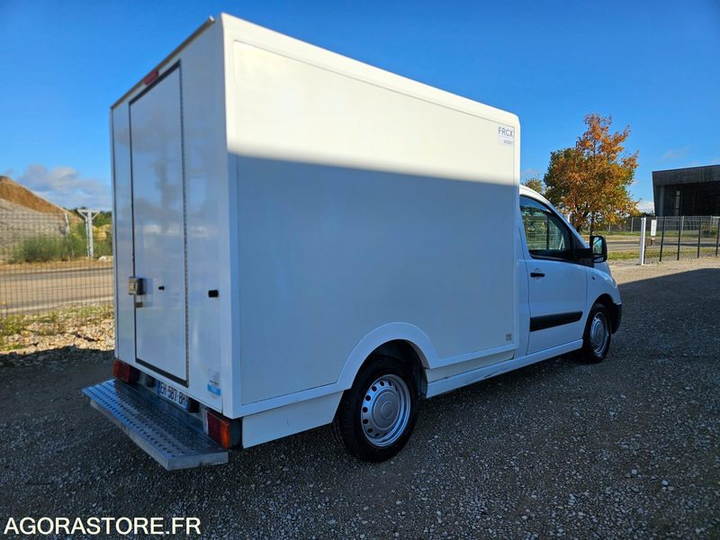 FIAT SCUDO 2.0 130 CAISSE FRIGORIFIQUE FRCX 3 PLACES - 冷藏货车:图5 FIAT SCUDO 2.0 130 CAISSE FRIGORIFIQUE FRCX 3 PLACES - 冷藏货车:图5