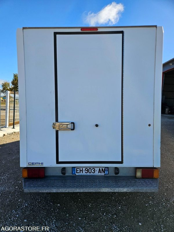 FIAT SCUDO 2.0 130 CAISSE FRIGORIFIQUE FRCX 3 PLACES - 冷藏货车:图5 FIAT SCUDO 2.0 130 CAISSE FRIGORIFIQUE FRCX 3 PLACES - 冷藏货车:图5