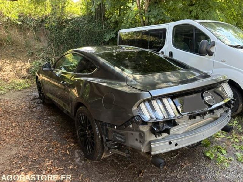FORD MUSTANG FASTBACK 5.0 V8 - 汽车:图3 FORD MUSTANG FASTBACK 5.0 V8 - 汽车:图3