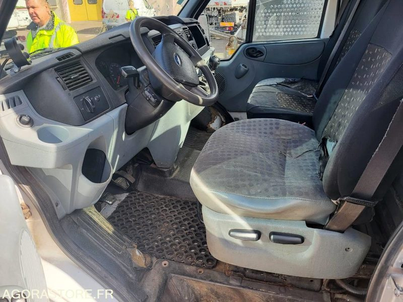 FORD transit avec système ampirol (sans contrôle technique) - 翻斗货车:图4 FORD transit avec système ampirol (sans contrôle technique) - 翻斗货车:图4
