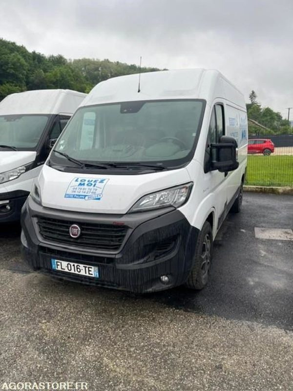 FOURGON FIAT DUCATO 75000 KM 2019 - 无侧窗厢式货车:图2 FOURGON FIAT DUCATO 75000 KM 2019 - 无侧窗厢式货车:图2