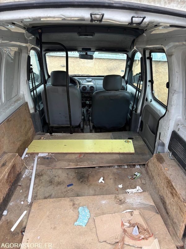 FOURGONNETTE RENAULT KANGOO - 紧凑型面包车:图2 FOURGONNETTE RENAULT KANGOO - 紧凑型面包车:图2