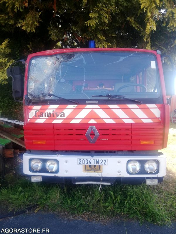 FPT RENAULT G 230 (POUR PIECES) - 牵引车:图1 FPT RENAULT G 230 (POUR PIECES) - 牵引车:图1
