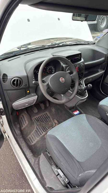 Fiat - Doblo cargo - 2008 - 173572KMS - 458BBV67 - 紧凑型面包车:图5 Fiat - Doblo cargo - 2008 - 173572KMS - 458BBV67 - 紧凑型面包车:图5