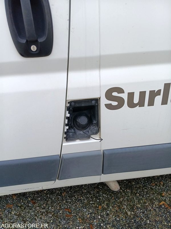 Fiat Ducato - 132 793 Kms - 2010 - 无侧窗厢式货车:图5 Fiat Ducato - 132 793 Kms - 2010 - 无侧窗厢式货车:图5