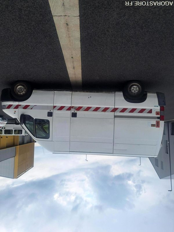 Fiat Ducato Hayon - 2000 - 128593KMS - 无侧窗厢式货车:图2 Fiat Ducato Hayon - 2000 - 128593KMS - 无侧窗厢式货车:图2