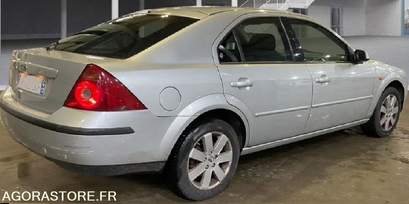 Ford Mondeo 1.8I - 125 GHIA .CT-OK passé et accepté pour 2 ans - 汽车:图2 Ford Mondeo 1.8I - 125 GHIA .CT-OK passé et accepté pour 2 ans - 汽车:图2